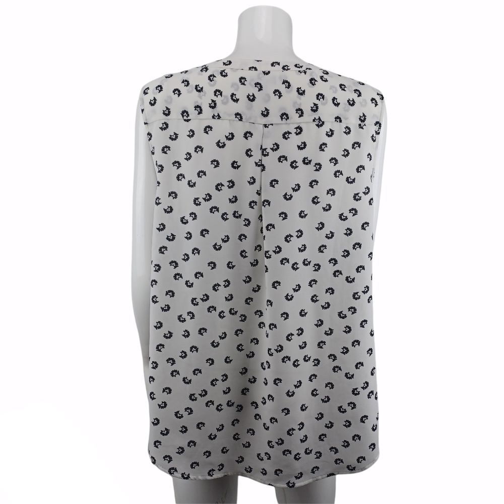 Talbots Sleevless Shell Vneck Ruffle Front - image 6